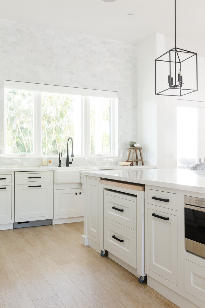 Modern Coastal Farmhouse Kitchen Beach Style Kitchen Miami by