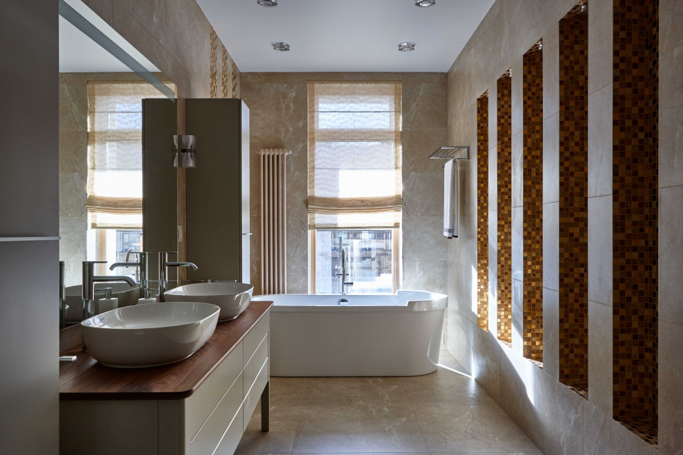 Design ideas for a transitional bathroom in Moscow.