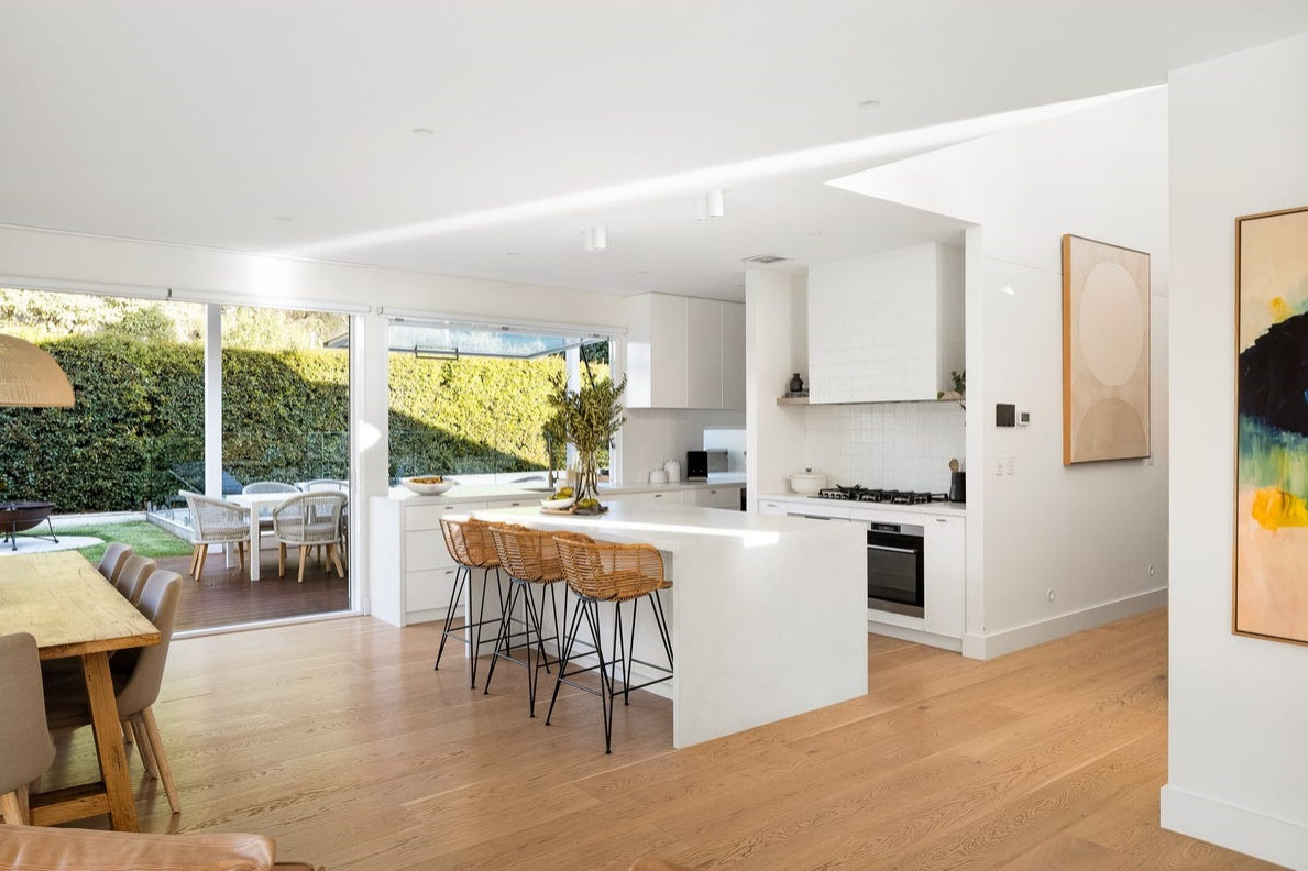 Birdwood Ave. Mornington