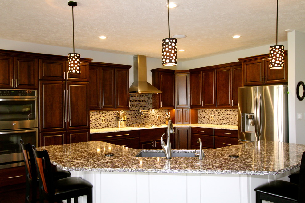 Photo of a modern kitchen in Omaha.
