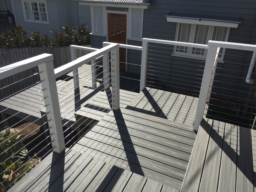 Inspiration for a contemporary deck in Brisbane.