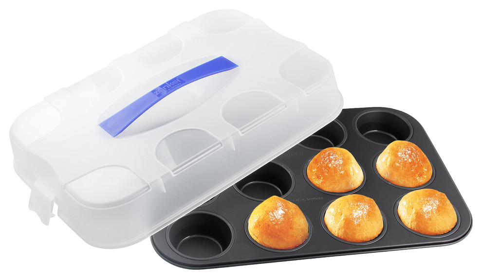Nonstick Muffin Pan With Carrying Lid