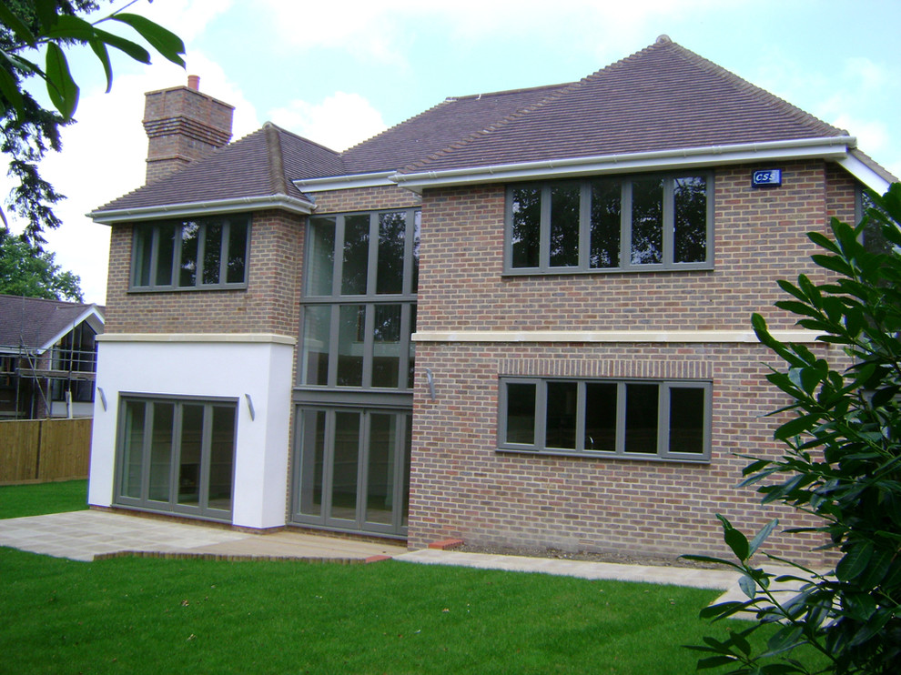 This is an example of a contemporary house exterior in Manchester.