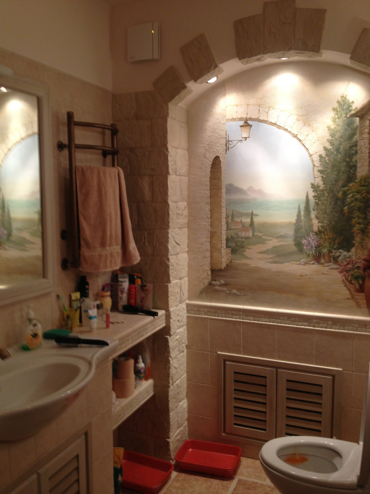 Дом в зеленых холмах