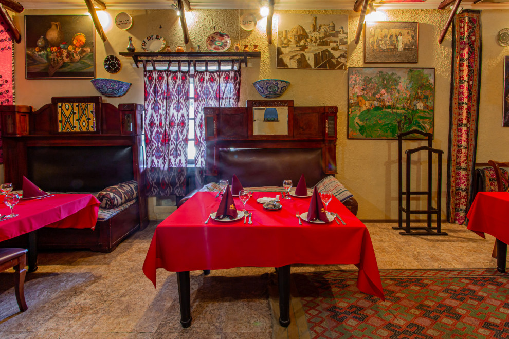 АРТ Ресторан CARAVAN