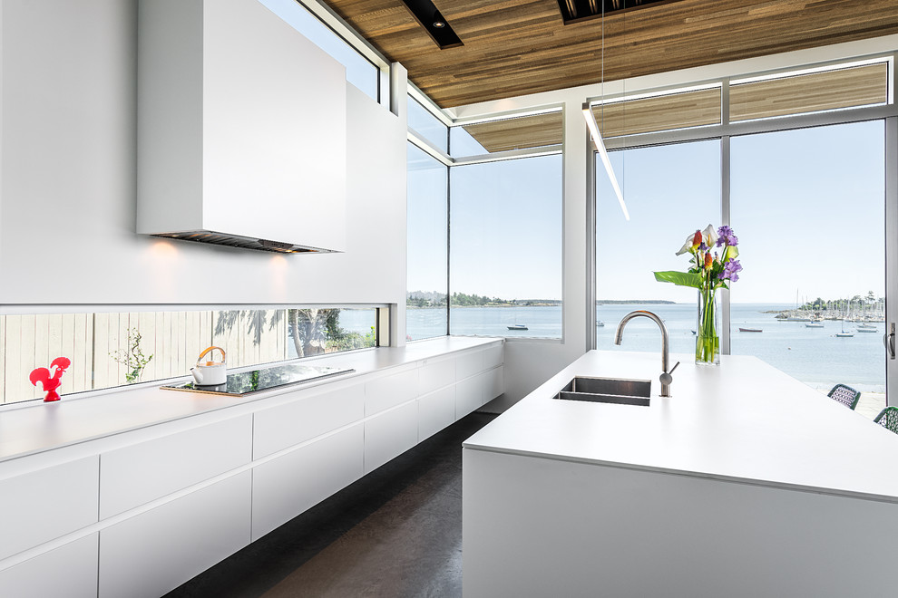 Example of a trendy kitchen design in Vancouver
