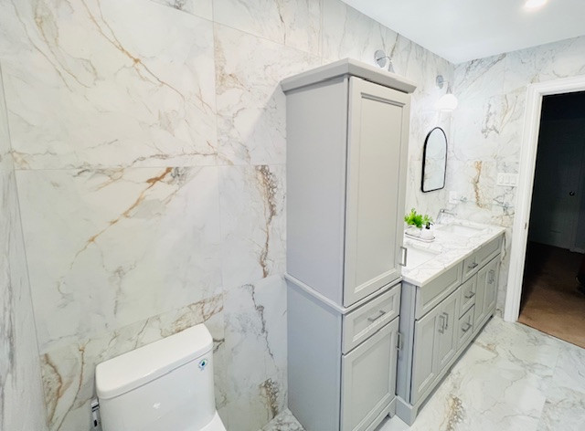 Before, during & after 3 piece washroom remdelling in Meadowvalle