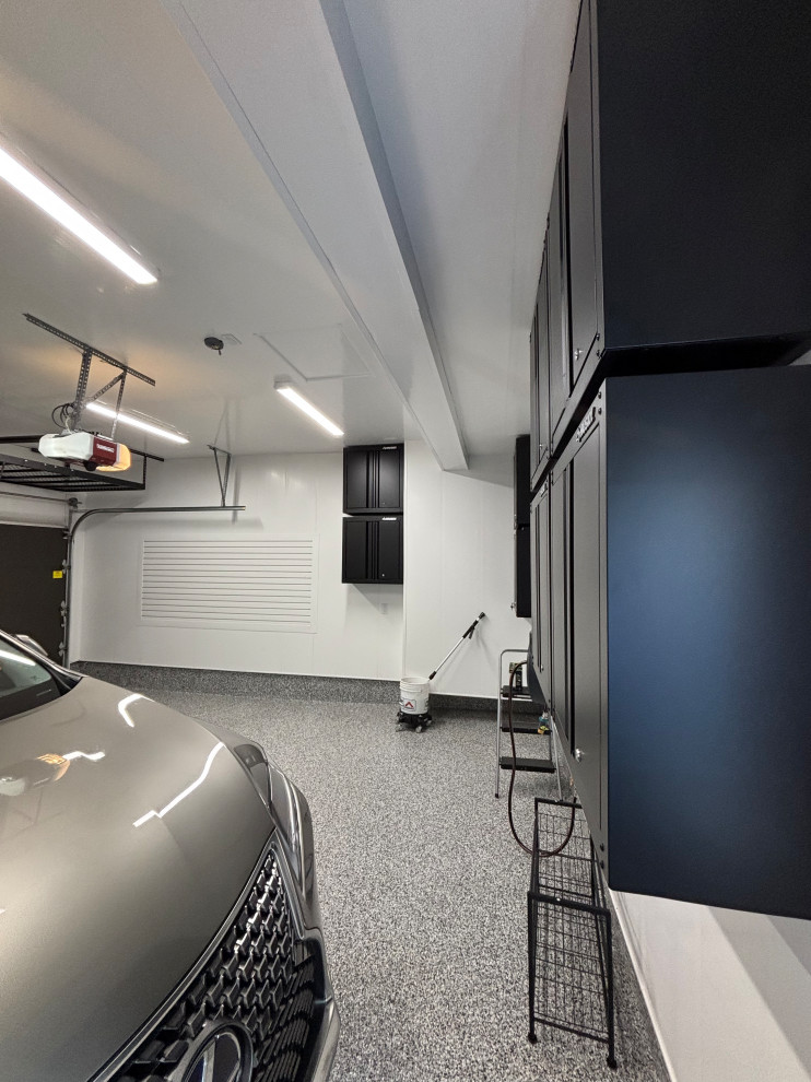 Martinet Ave - Garage Interior - Trusscore & Epoxy