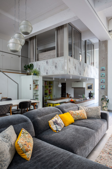 Duplex NLB contemporary-vardagsrum