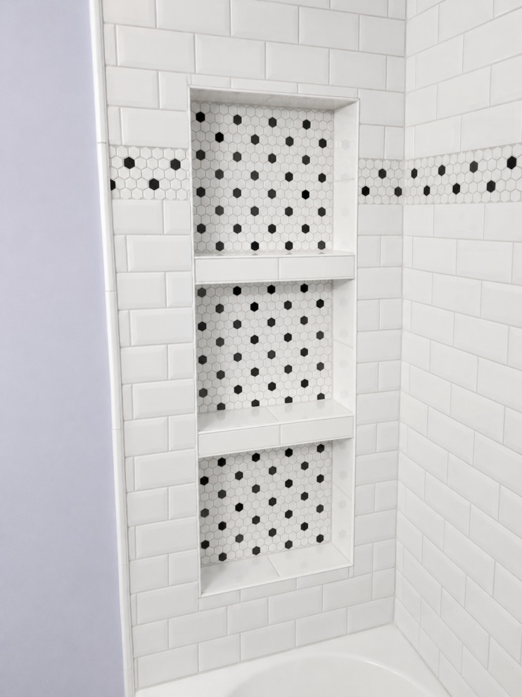 Clark Lake - Children's Bathroom Renovation