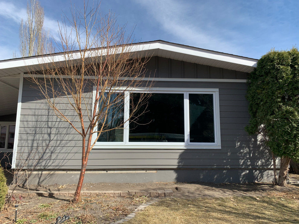 New Windows and James Hardie Siding Calgary SE Willow Park Traditional Exterior