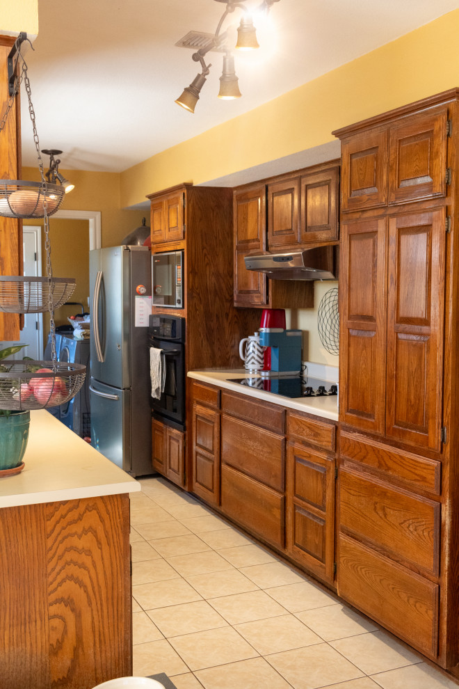 Kitchen - Before