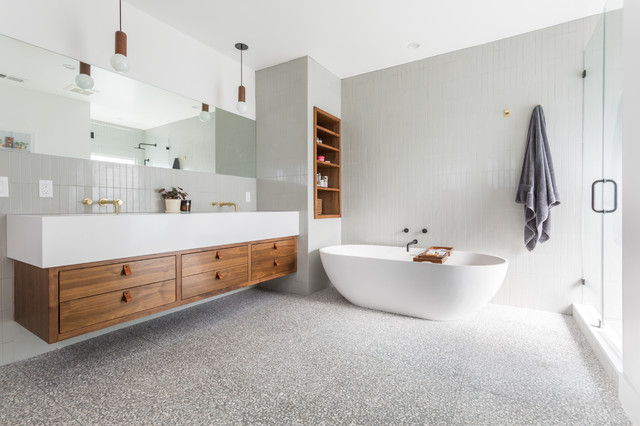 Bel-Air contemporary-bathroom