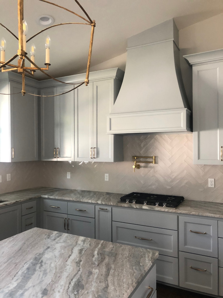 Stunning Kitchen With Custom Storage