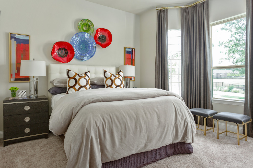 Inspiration for a transitional bedroom remodel in Dallas