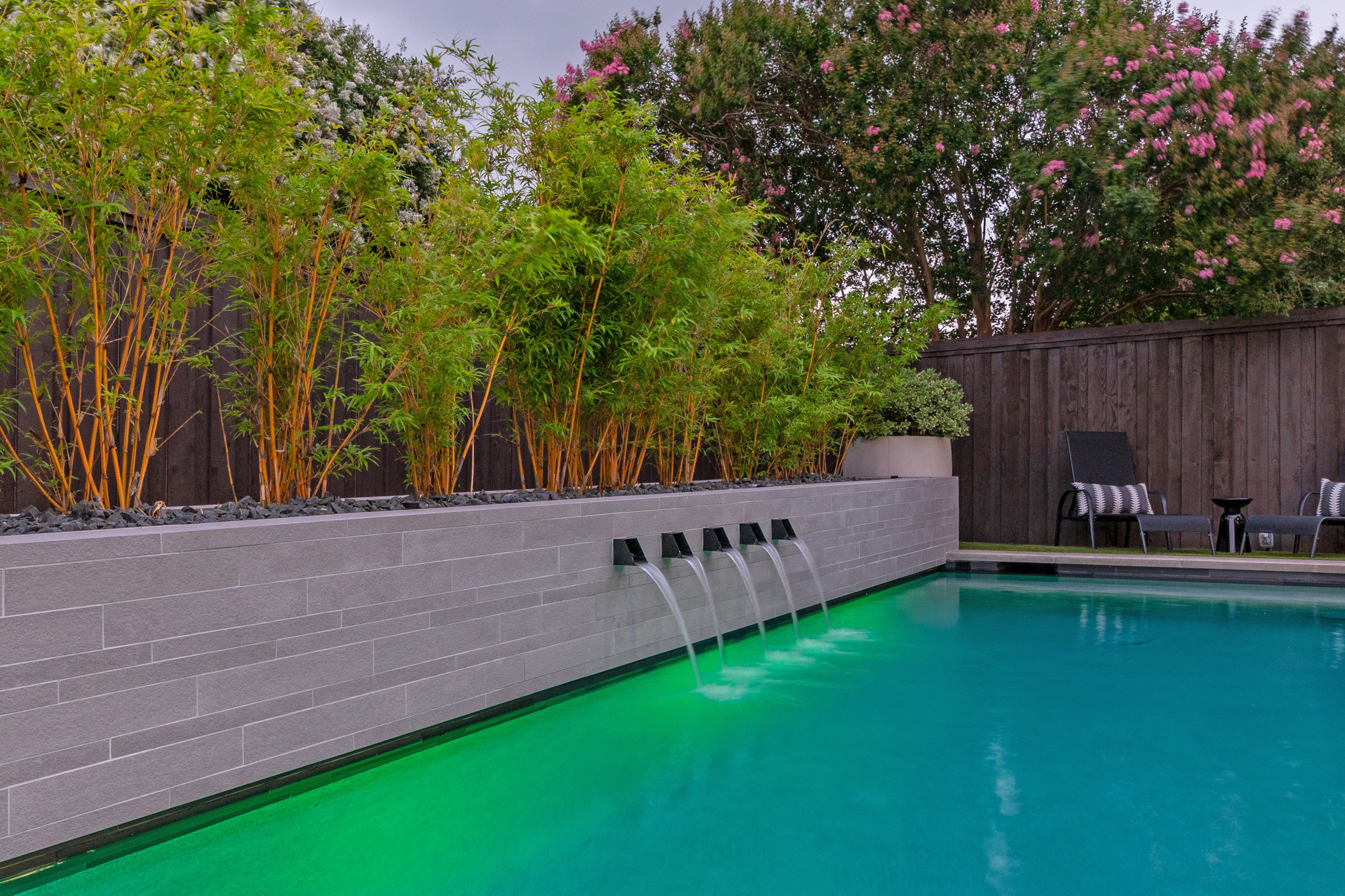 CARROLLTON BACK YARD RESORT