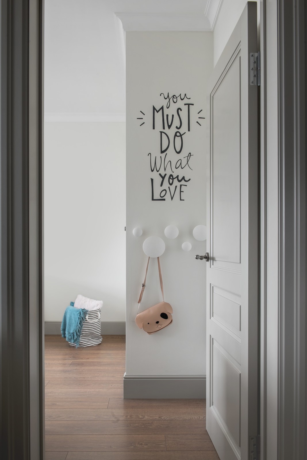 Комната модного блогера. Переделка. До и После. 14 м2