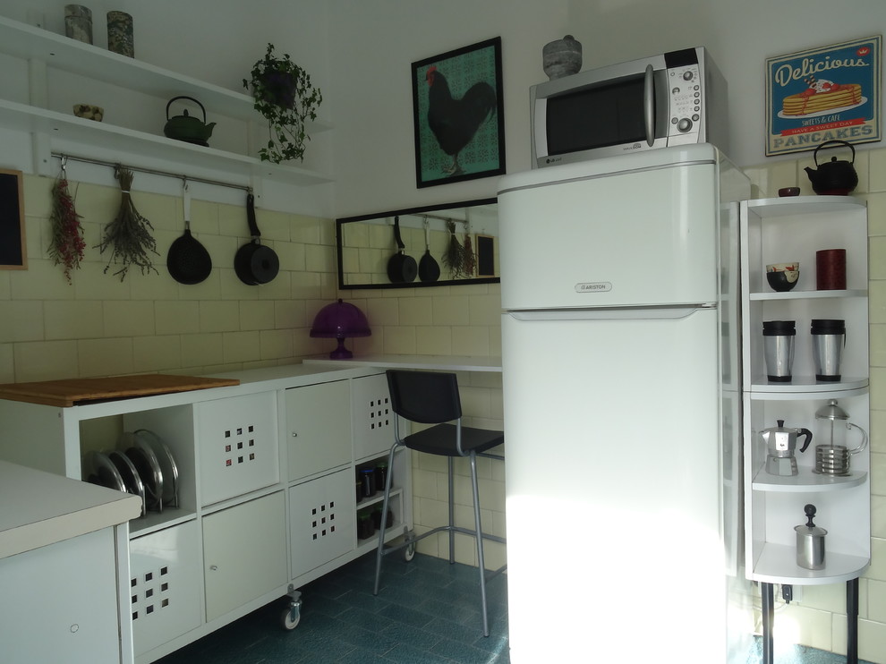 Design ideas for a modern kitchen in Rome.