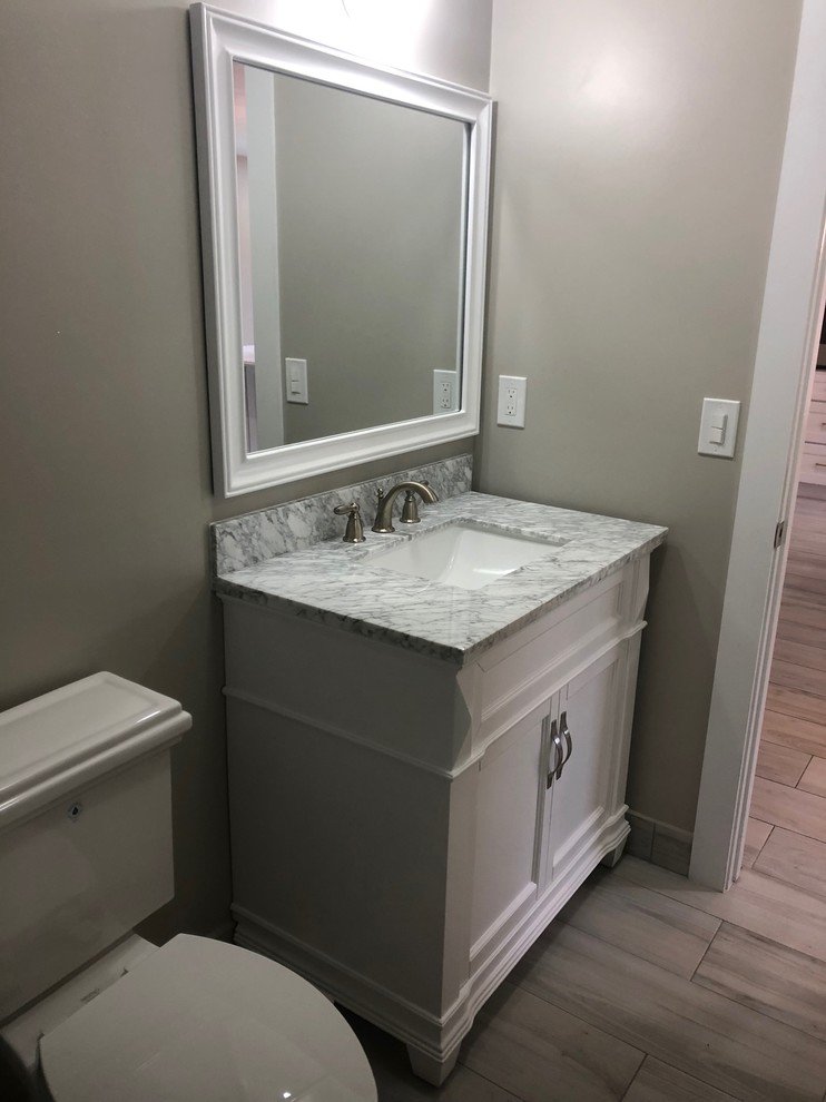 Murphy Bathroom