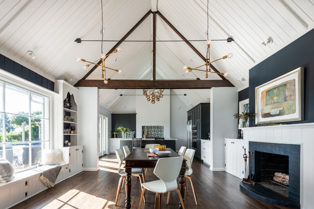 New Soaring Ceiling Steals the Show in a Seattle Great Room