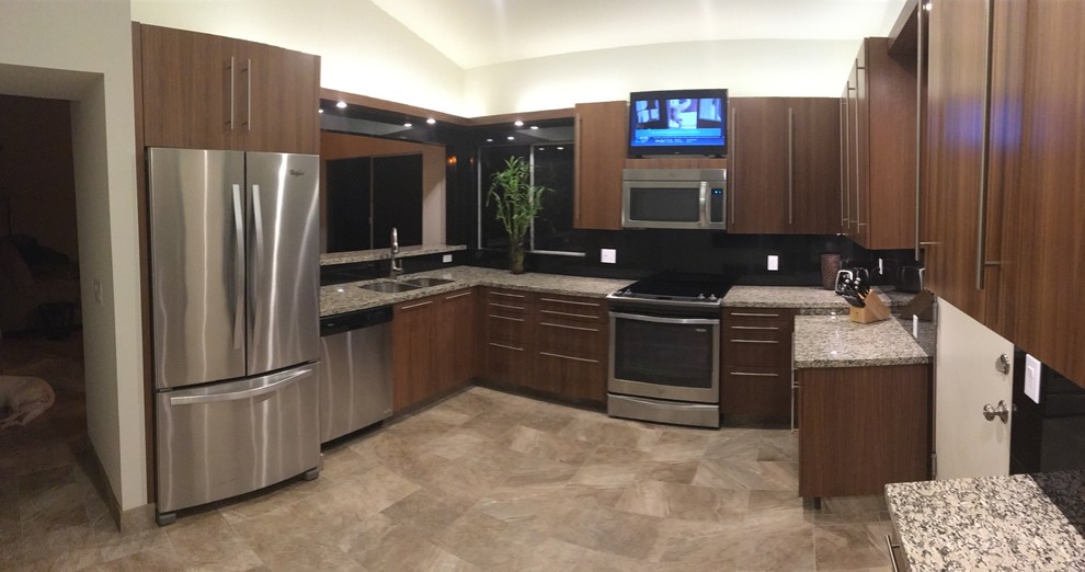 Example of a mid-sized transitional kitchen design in Phoenix