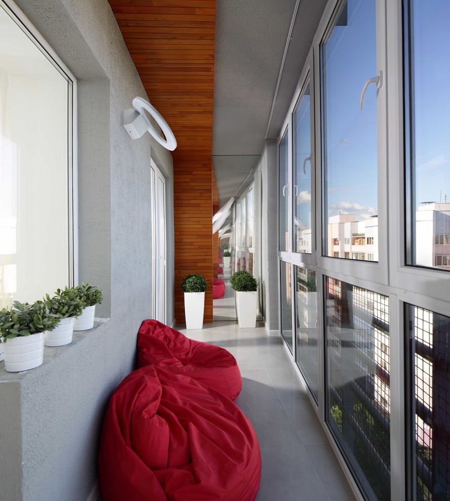 Зона отдыха на балконе