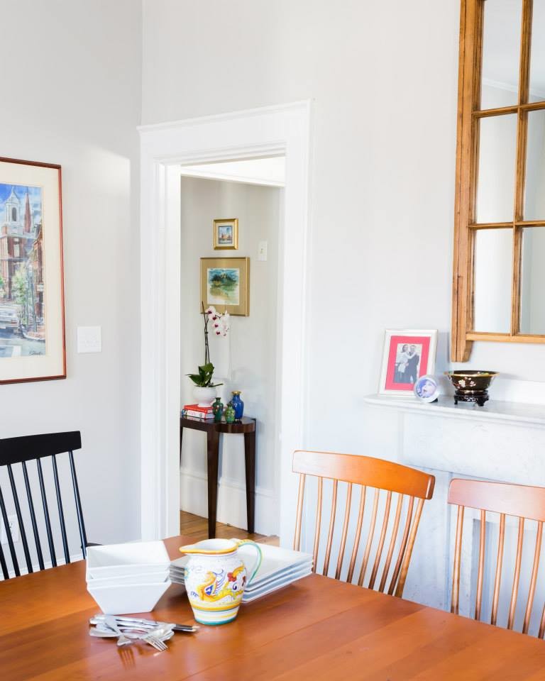 Home design - transitional home design idea in Boston