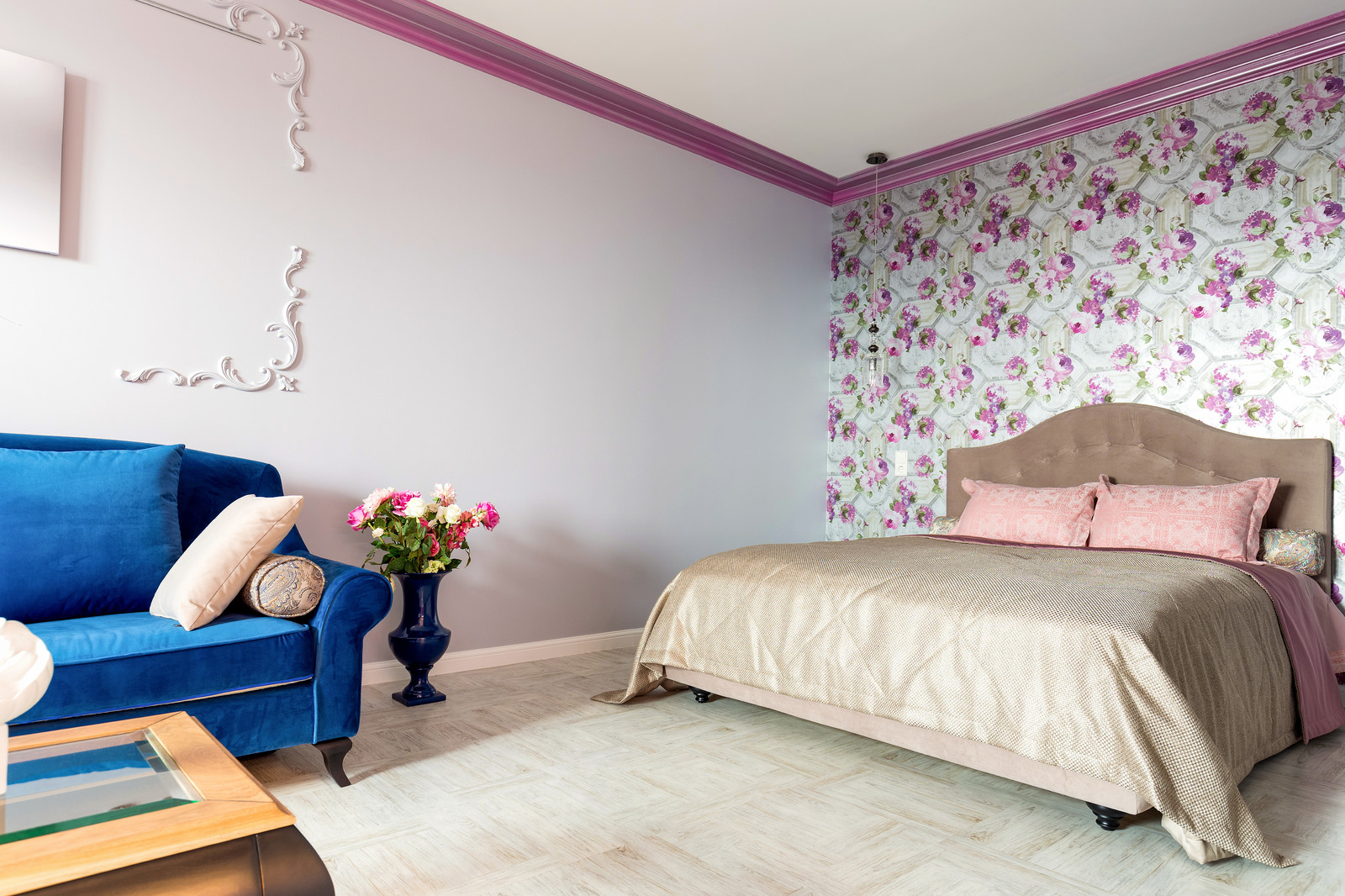 В розовом цвете