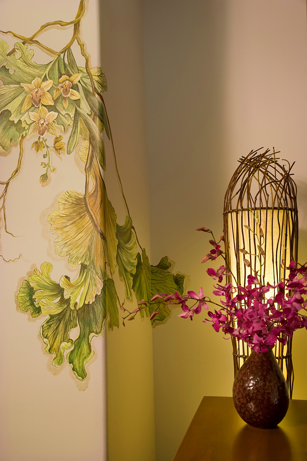 Mid-sized island style bedroom photo in Hawaii with multicolored walls