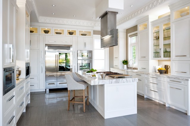 Transitional Kitchen nyklassisk-koekken