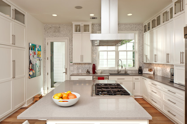 Westover Residence modern-kueche
