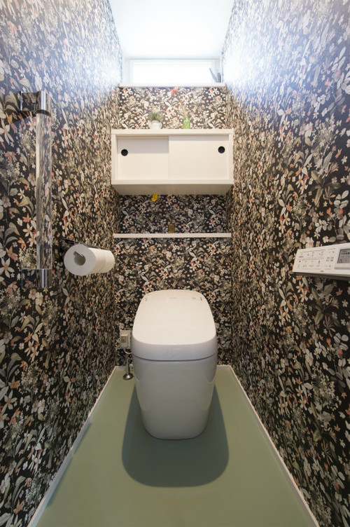 壁紙を楽しむ おしゃれで機能的なトイレ パウダールーム6選 Houzz ハウズ