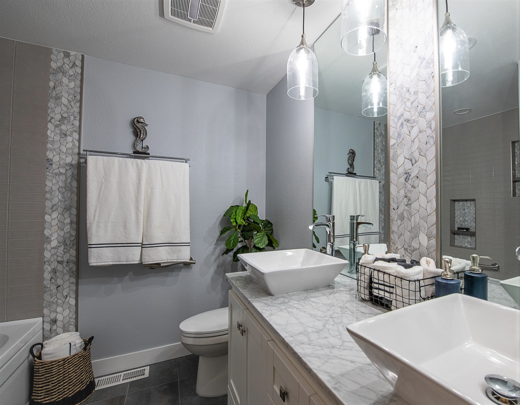 Transitional bathroom design