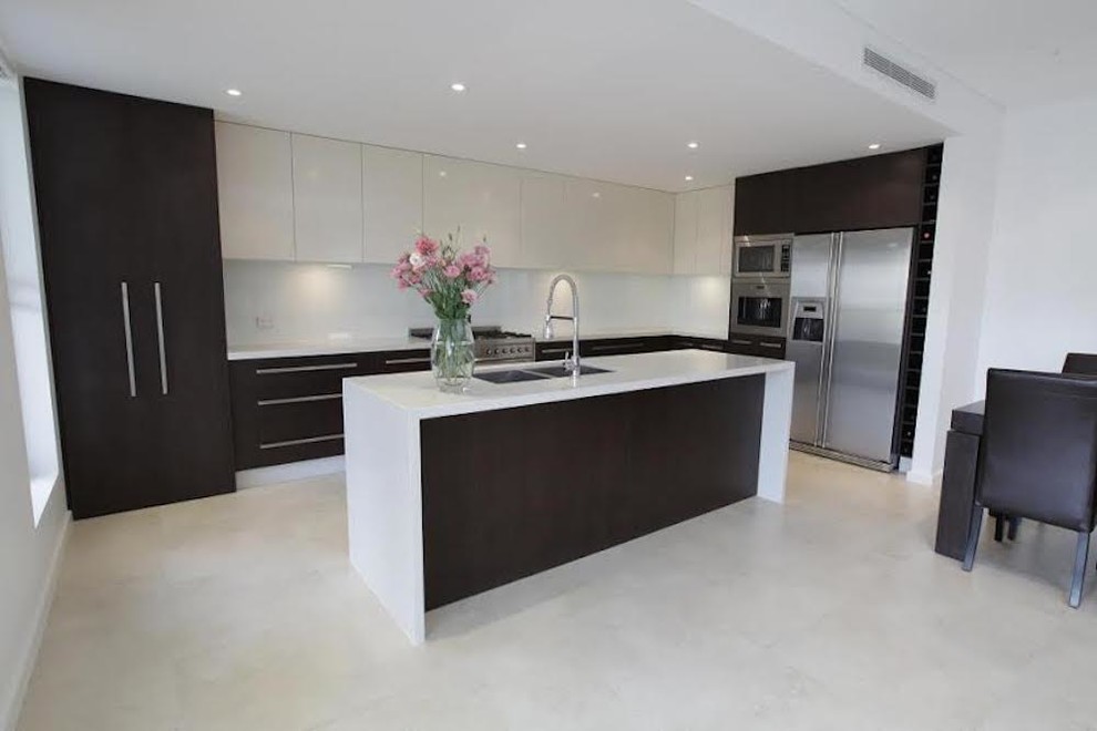 Kitchens Modern Kitchen Miami by Lara Remodeling