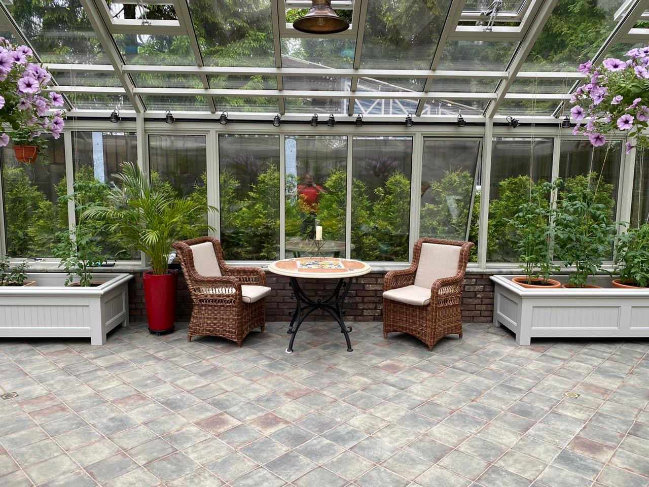 Оранжерея KROUG T в Кезьмино