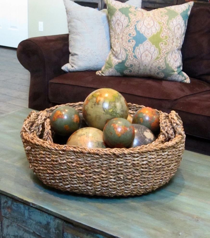 Transitional home design photo in Orange County