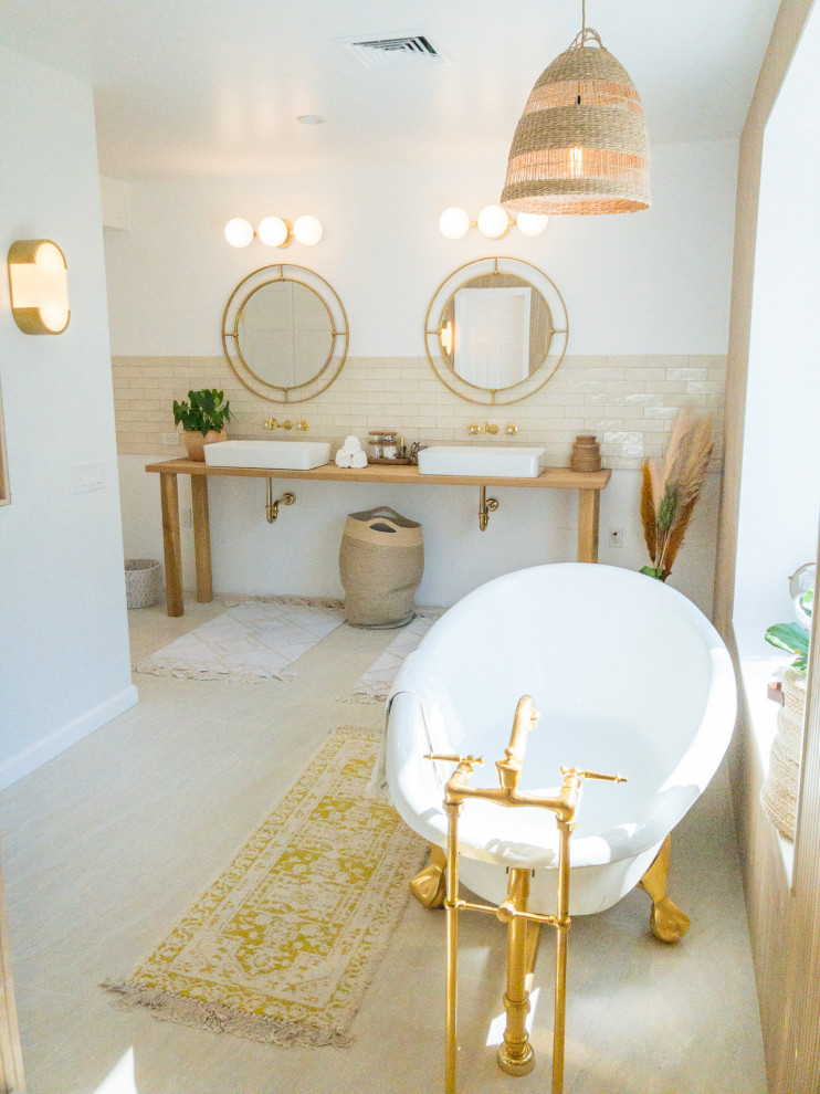 Bathroom - transitional bathroom idea