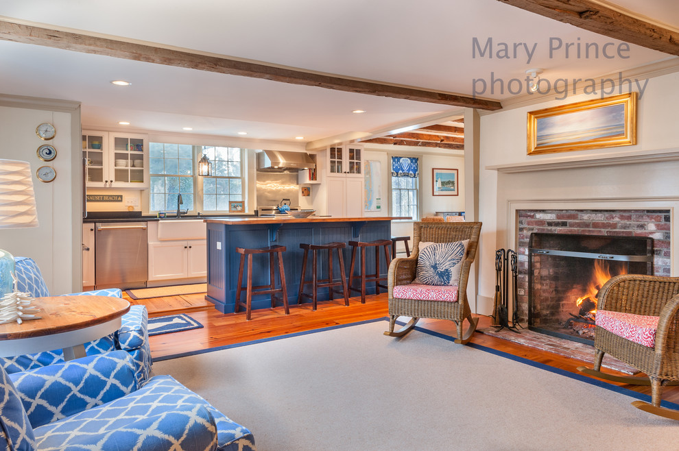 Inspiration for a rustic home design remodel in Boston