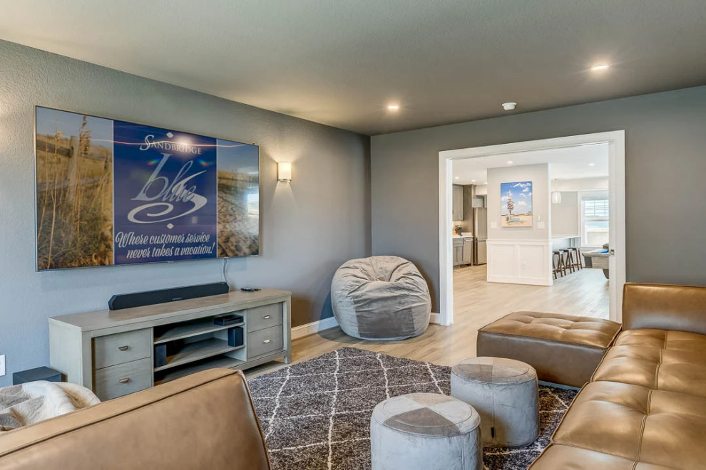 Dolphin Watch (2023)