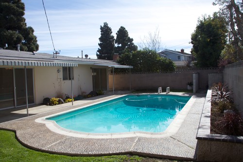 Mid century backyard needs makeover any ideas? Deck ... Mid century backyard needs makeover any ideas? Deck ... on Backyard Overhang Ideas id=31945