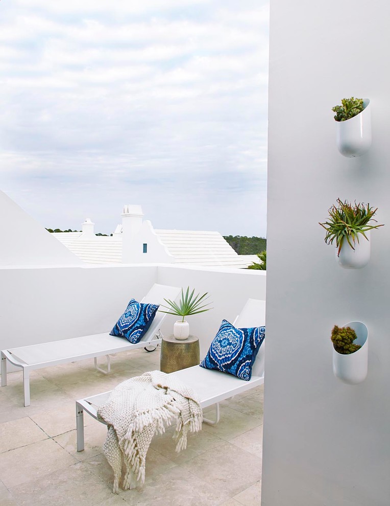 Inspiration for a beach style balcony in Atlanta with no cover.