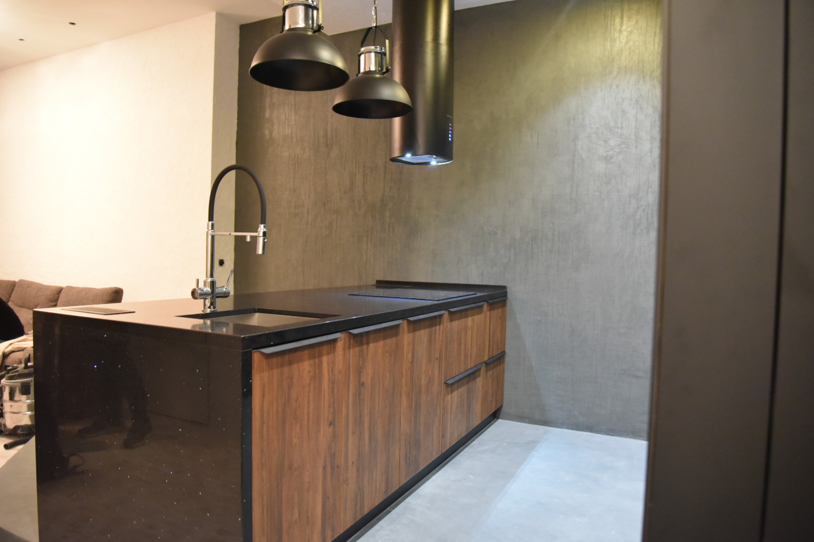 Кухня "MODERN" с островом.