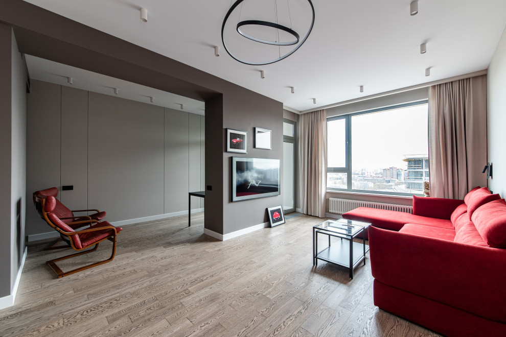 Гостиная совмещенная с кабинетом.