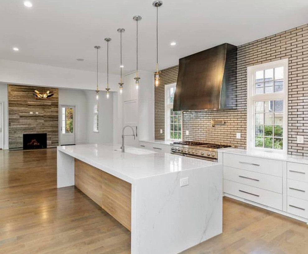 Kitchen - kitchen idea in Charlotte