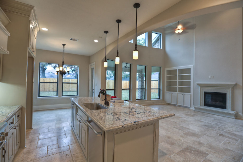 Example of a transitional kitchen design in Houston