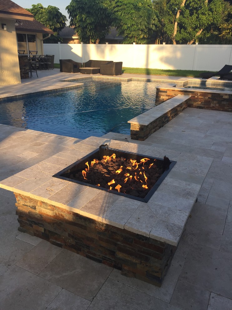 Fliss fire pit