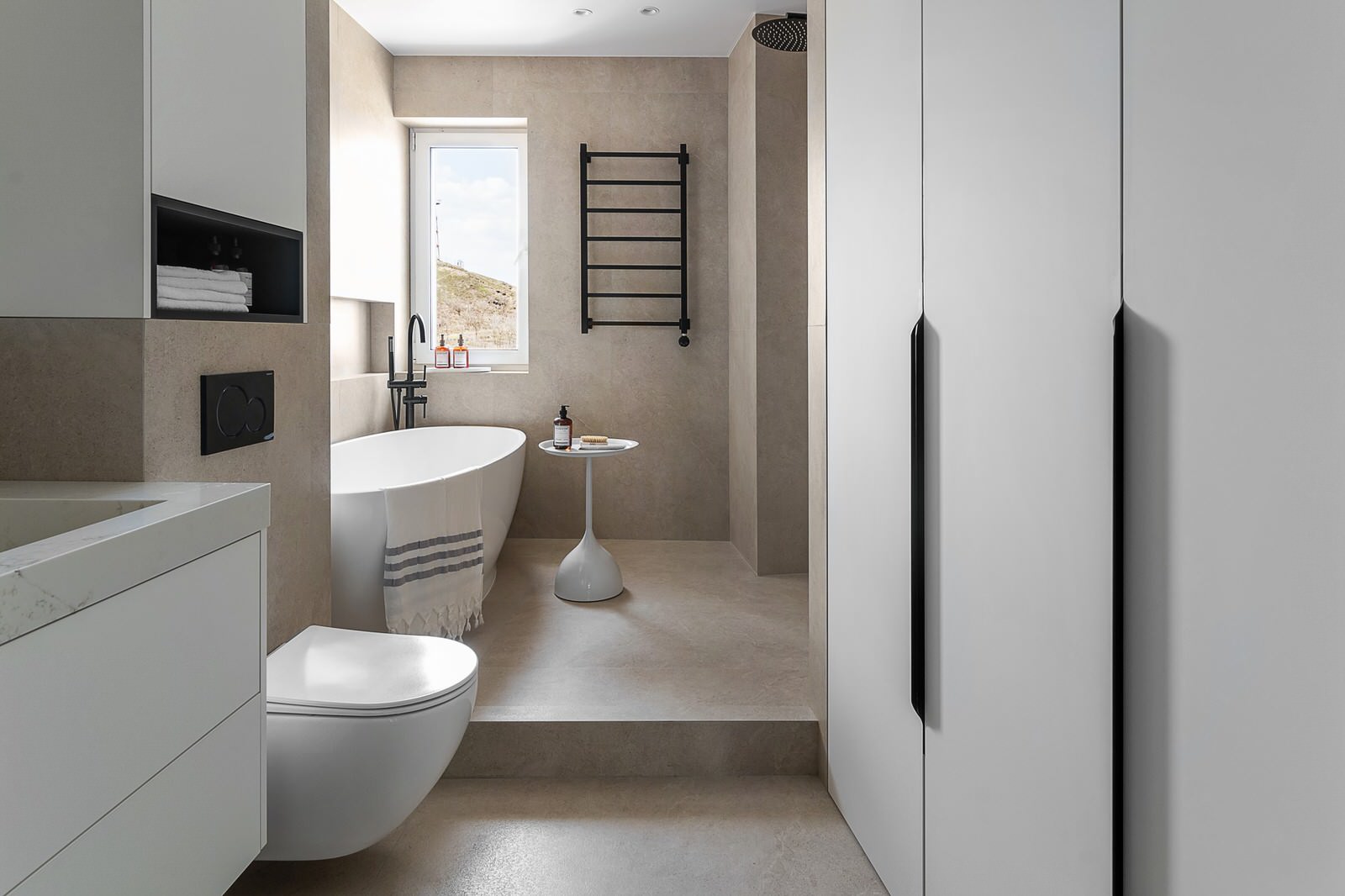 Реализованная квартира 140м2 г. Владивосток ул Аксаковская 3