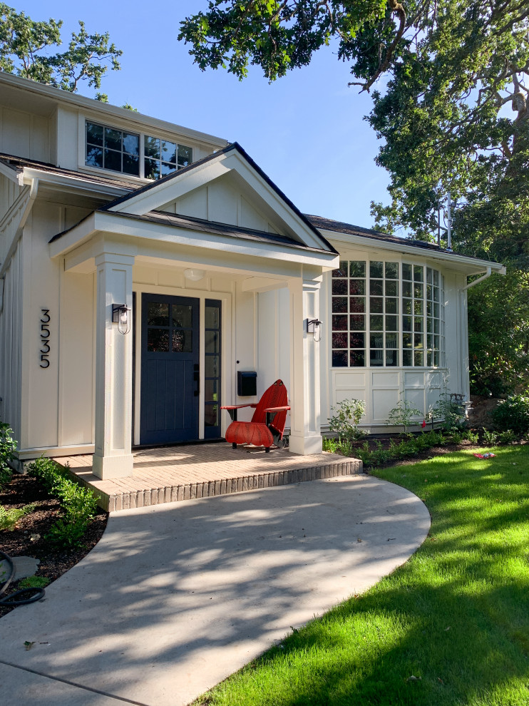 Victoria BC Farm House (In Progress) Farmhouse Exterior San