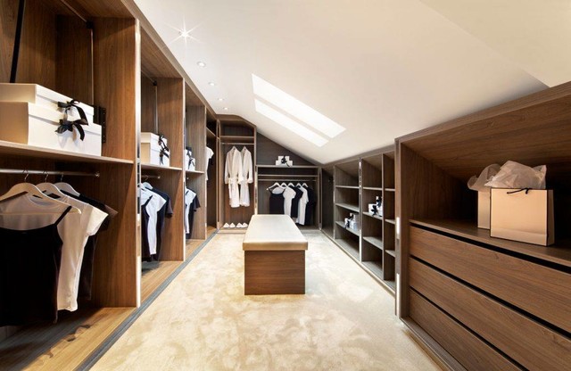 Walk in wardrobe - Small room cabinet