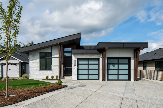 Quamichan Net Zero contemporary-fasad